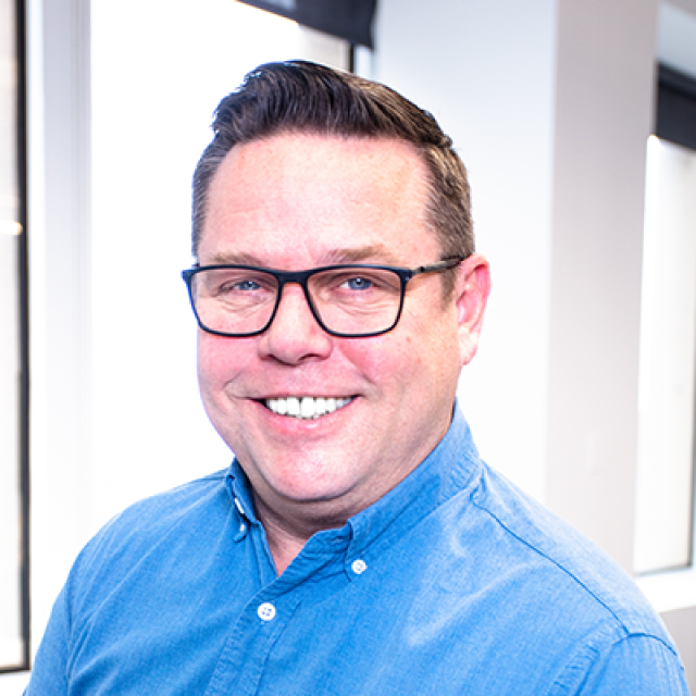 billy mcdonough headshot